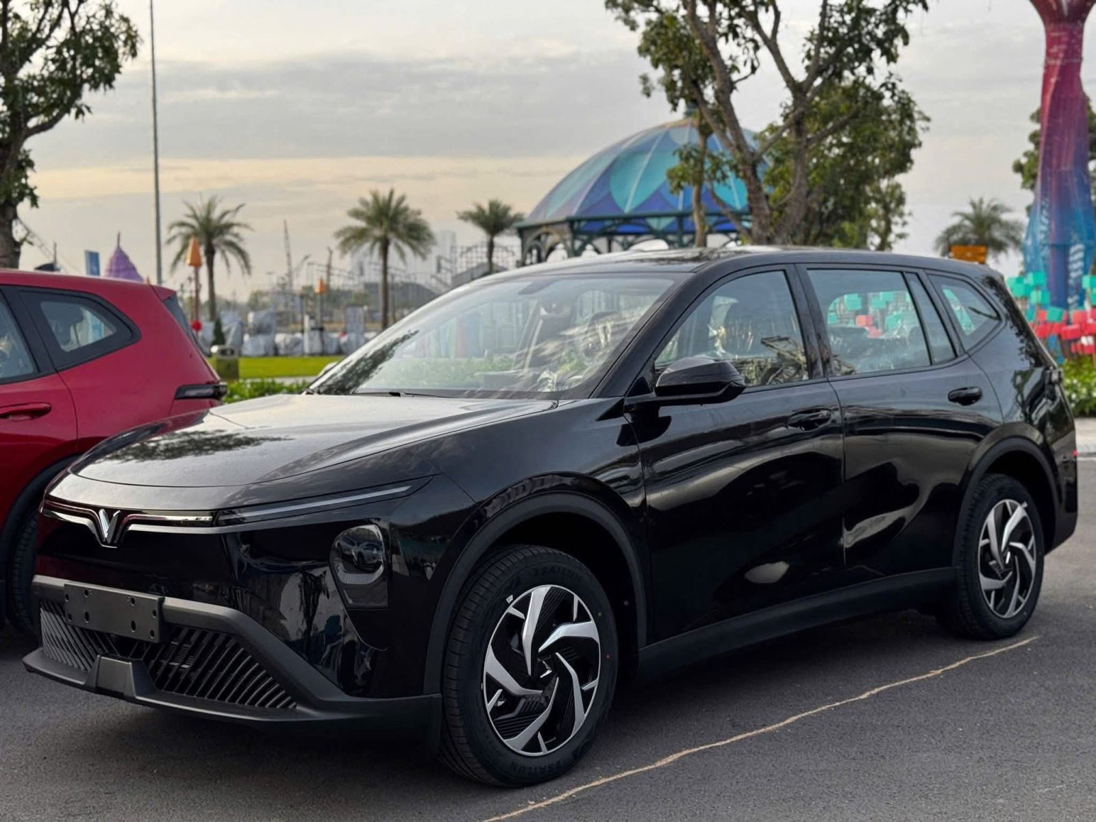 chi-tiet-xe-limo-green