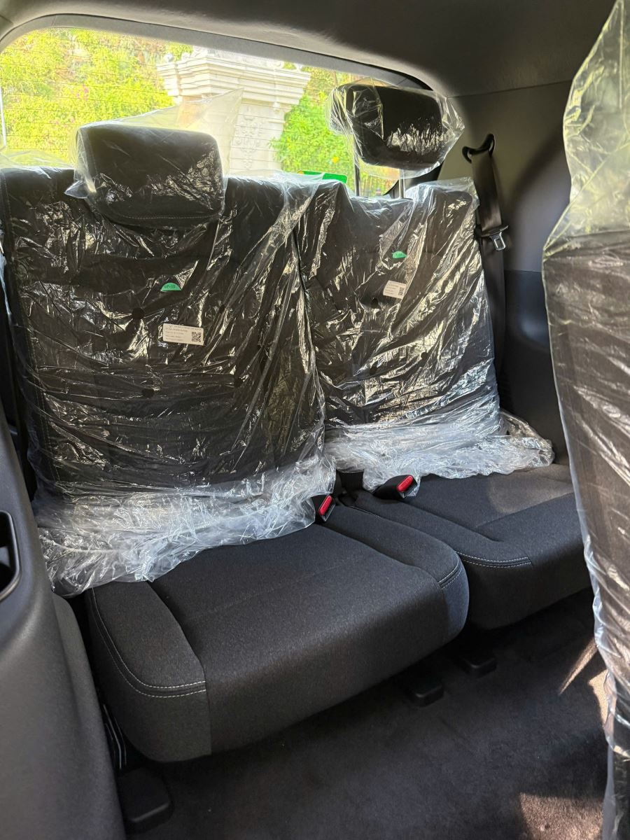 chi-tiet-xe-limo-green