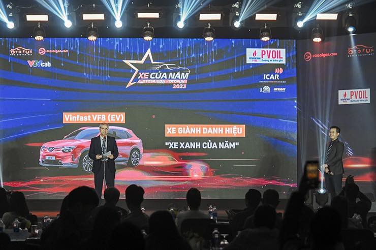 VF 8 nhận giải ngôi sao mới 2023