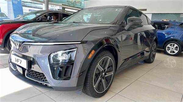 VF 7 Plus trần thép - 2 cầu (AWD)